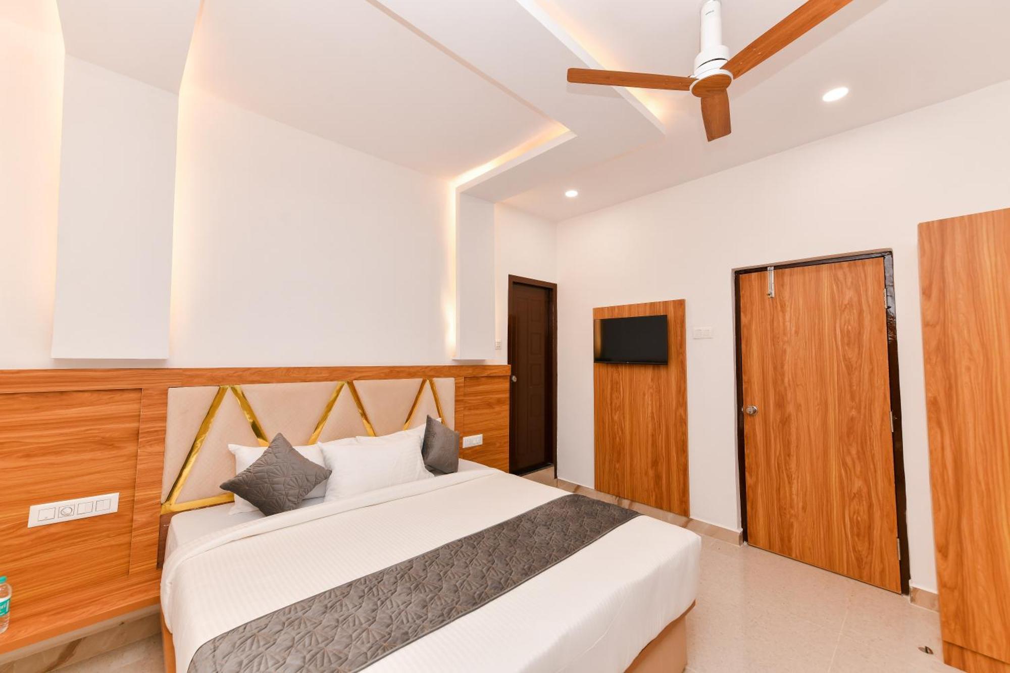 Hotel Shine International Mysore Luaran gambar