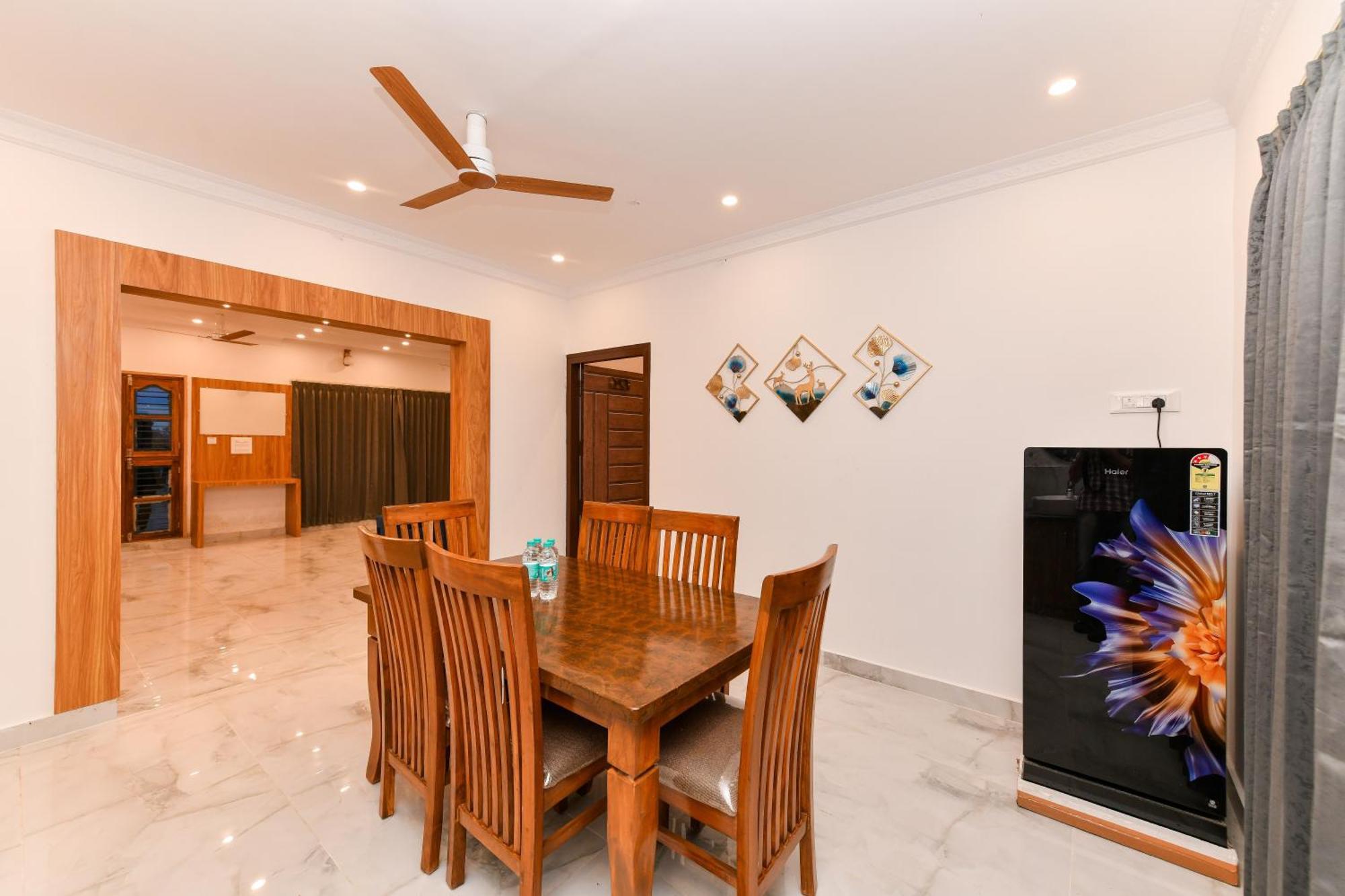 Hotel Shine International Mysore Luaran gambar