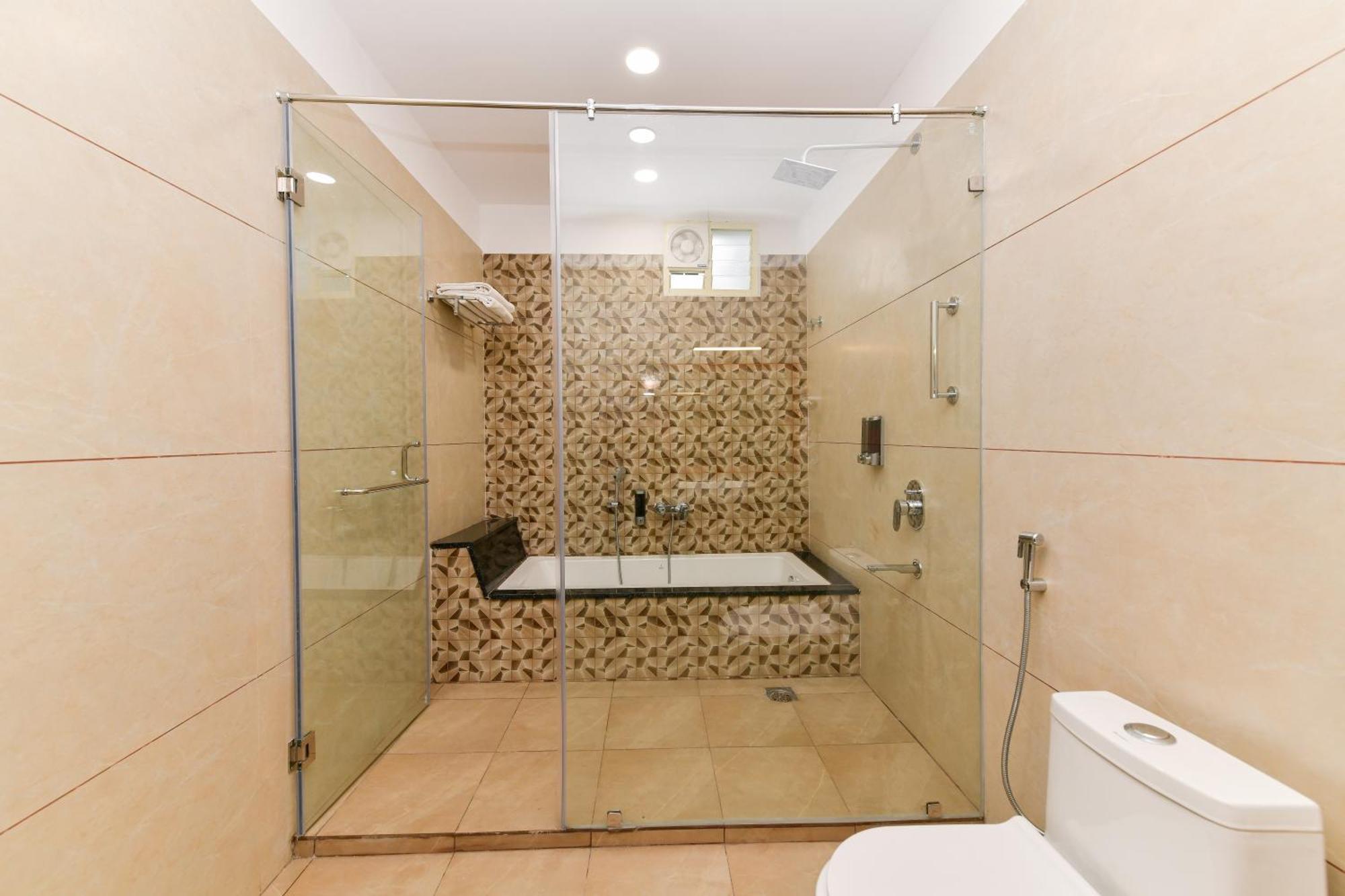 Hotel Shine International Mysore Luaran gambar