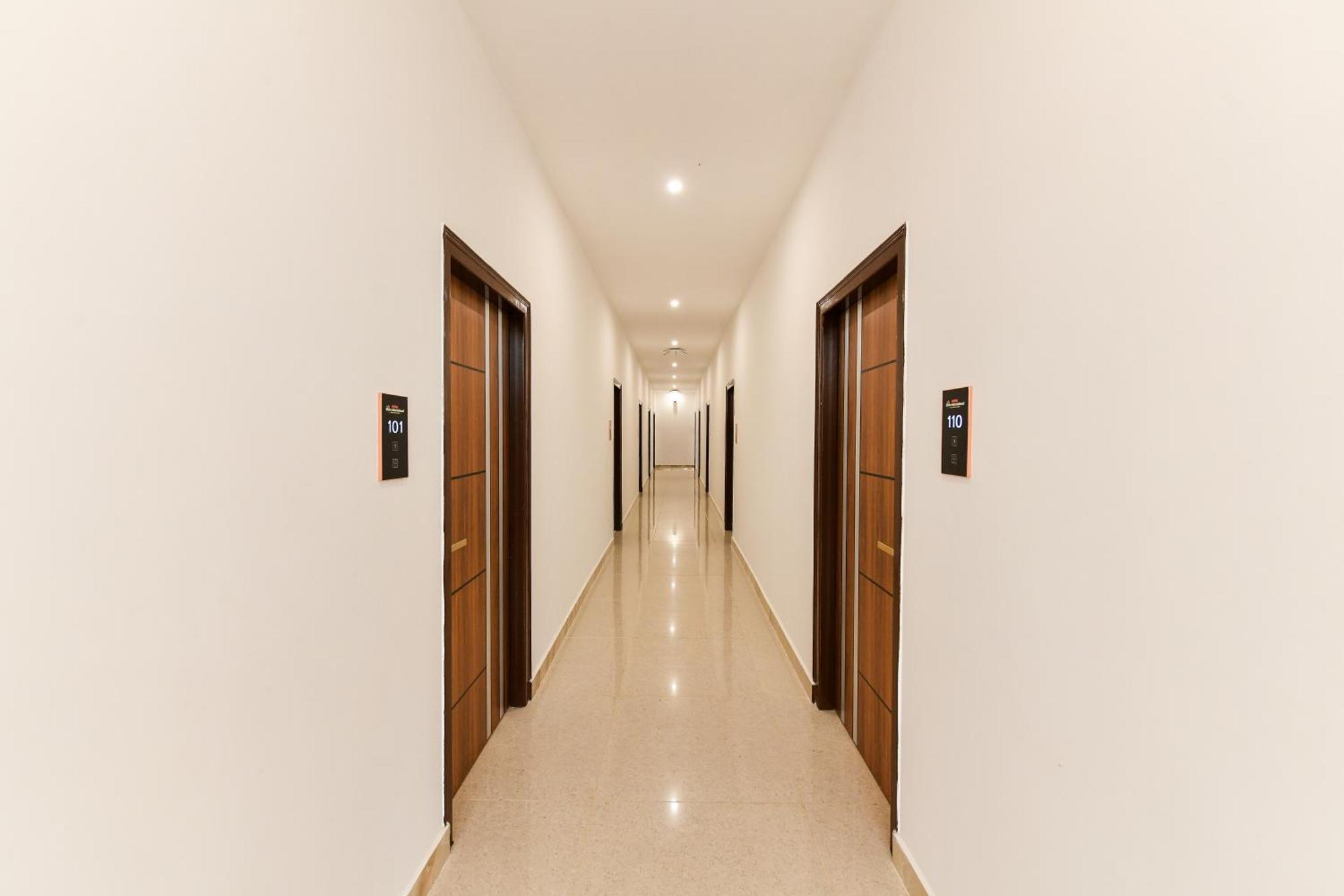 Hotel Shine International Mysore Luaran gambar