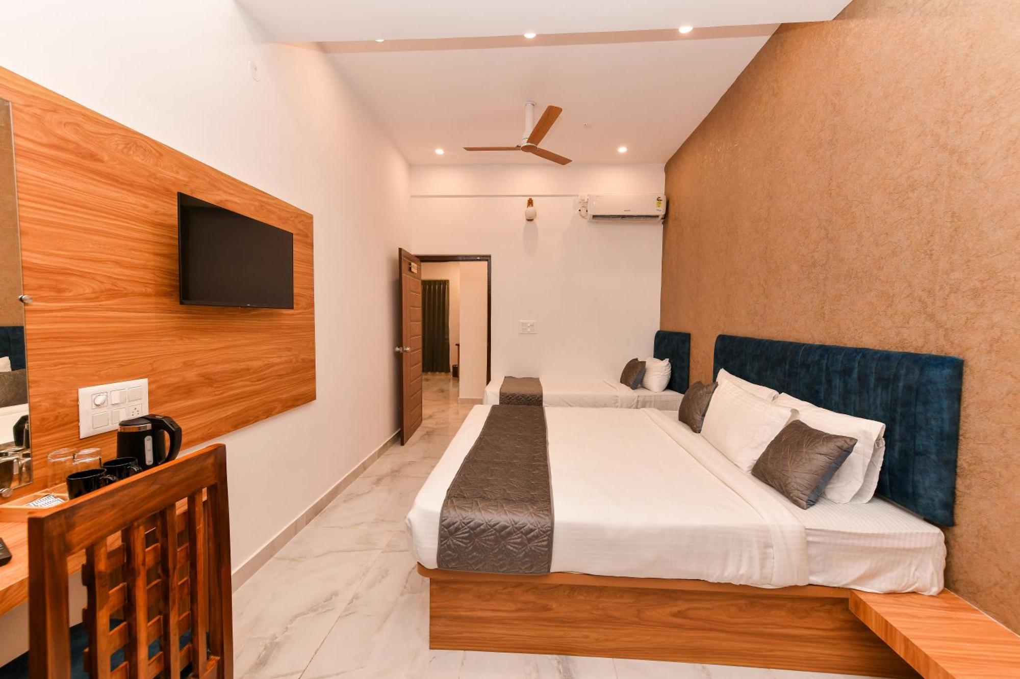 Hotel Shine International Mysore Luaran gambar